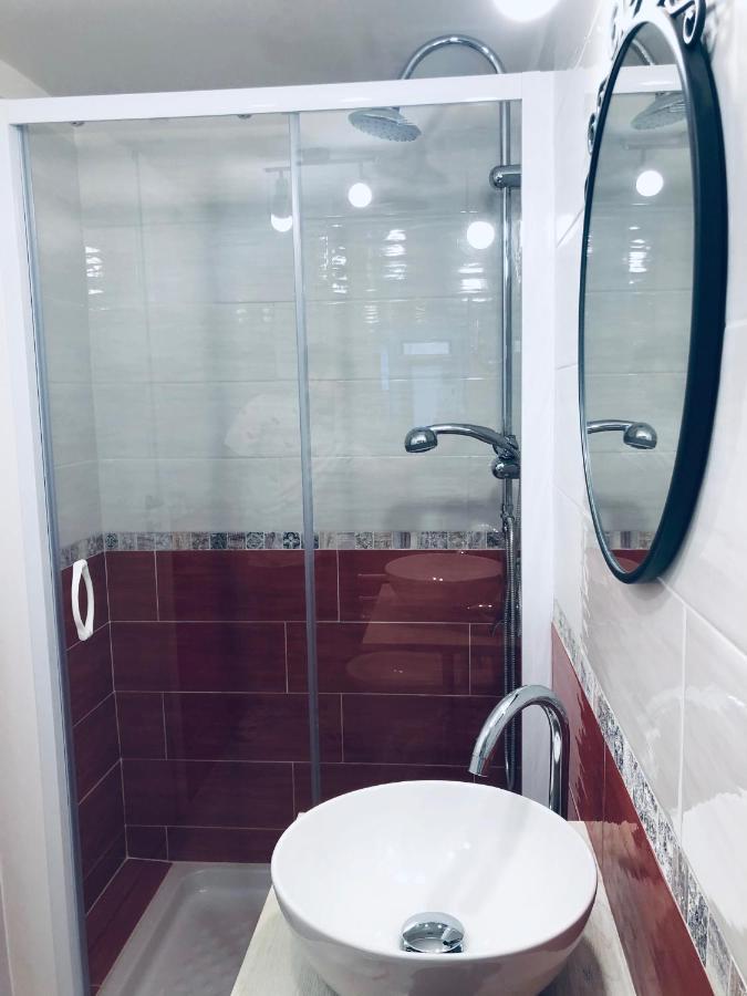 A Casa Di Claudia Daire Napoli Dış mekan fotoğraf