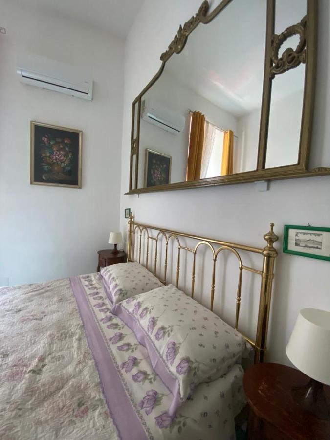 A Casa Di Claudia Daire Napoli Dış mekan fotoğraf