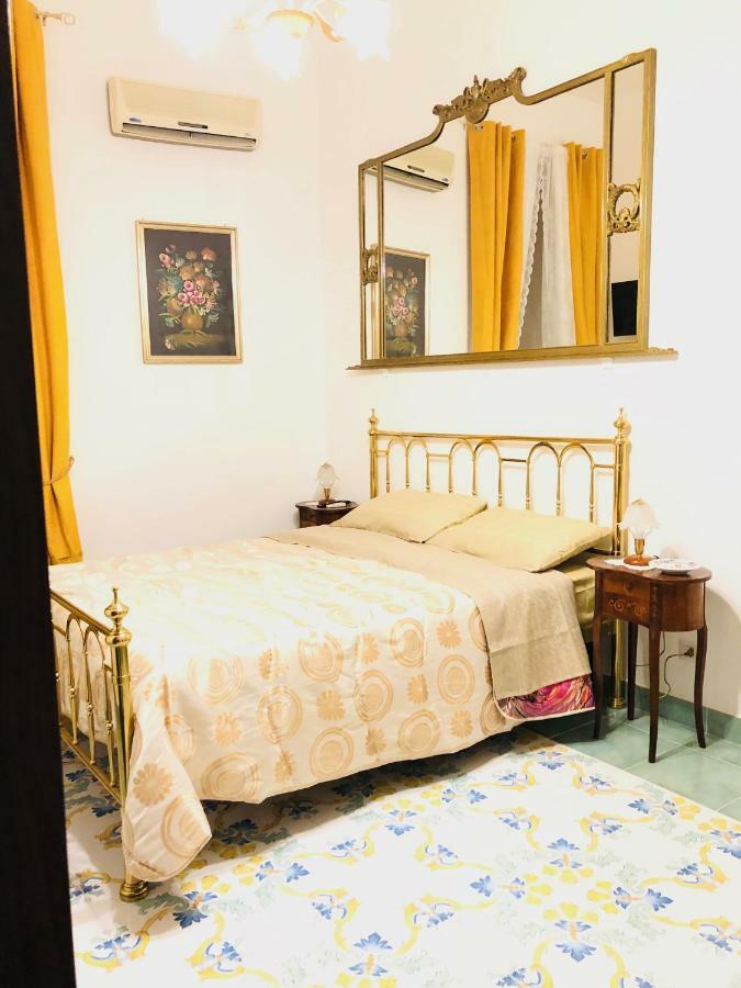A Casa Di Claudia Daire Napoli Dış mekan fotoğraf