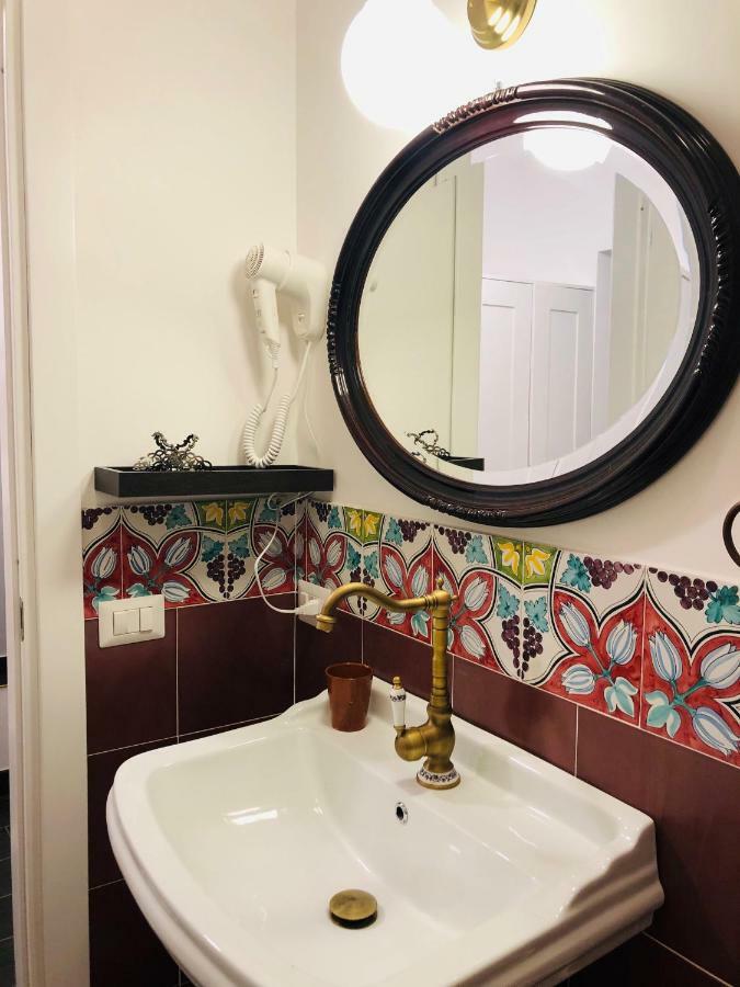 A Casa Di Claudia Daire Napoli Dış mekan fotoğraf